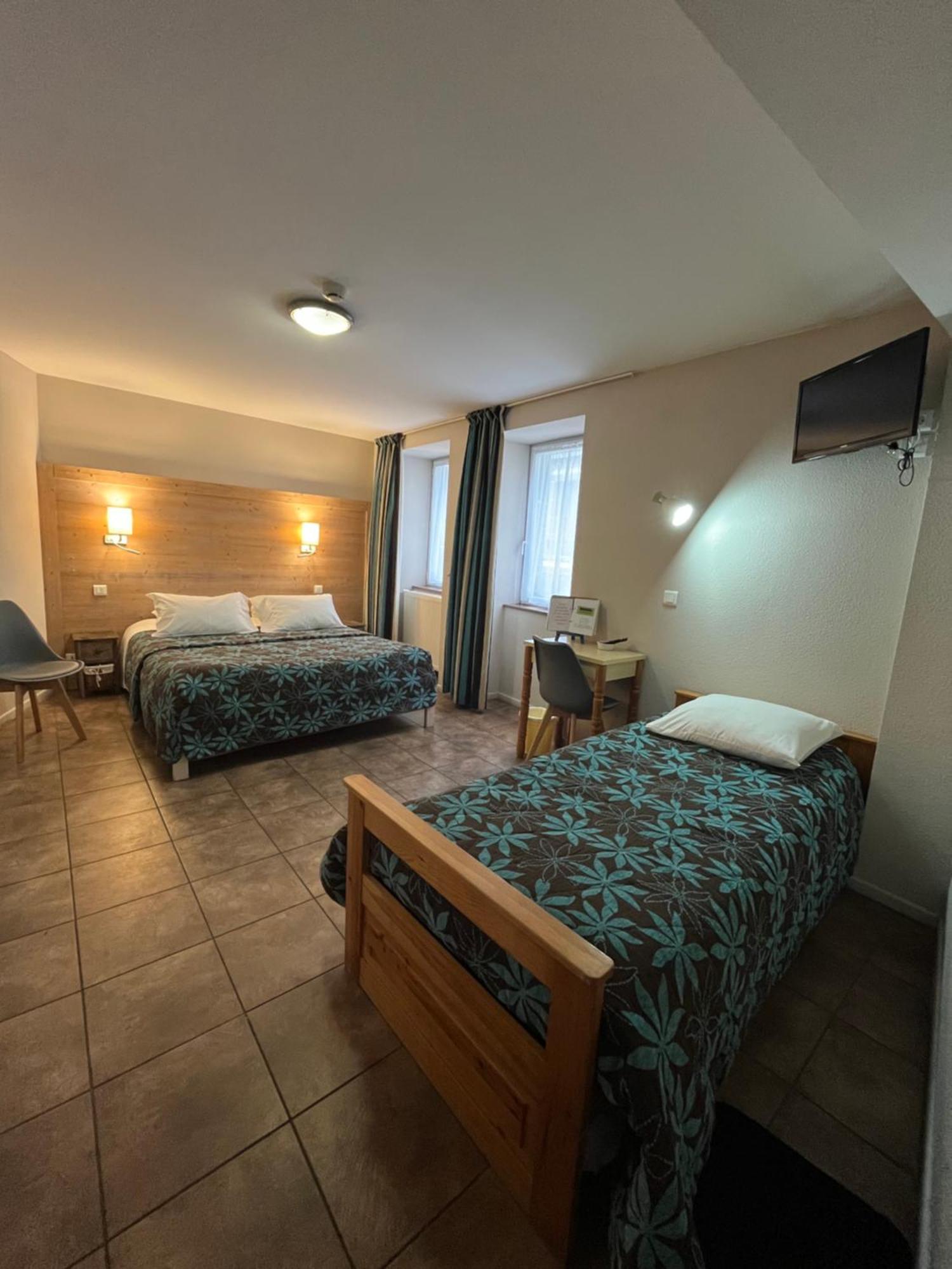 Hotel Le Progres Dorlotel 르몽도레 외부 사진